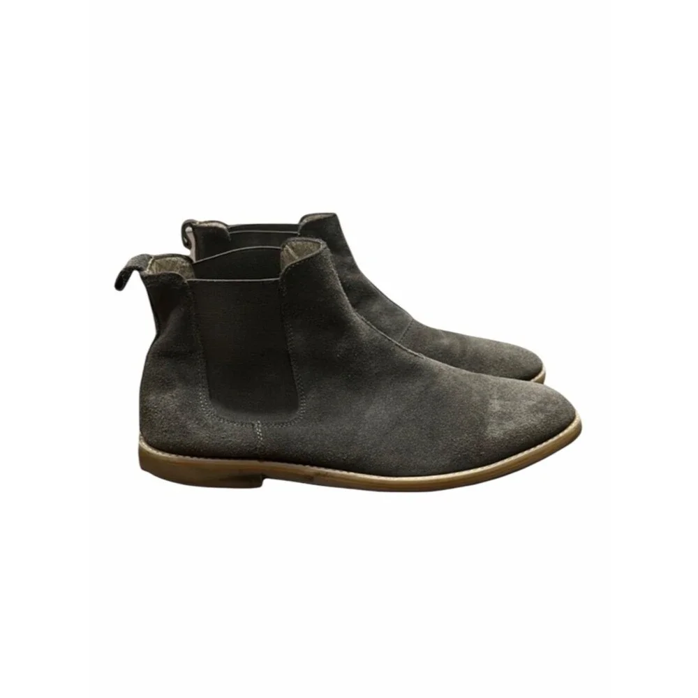 Steve Madden Gray Suede Ranch Boots Size 11